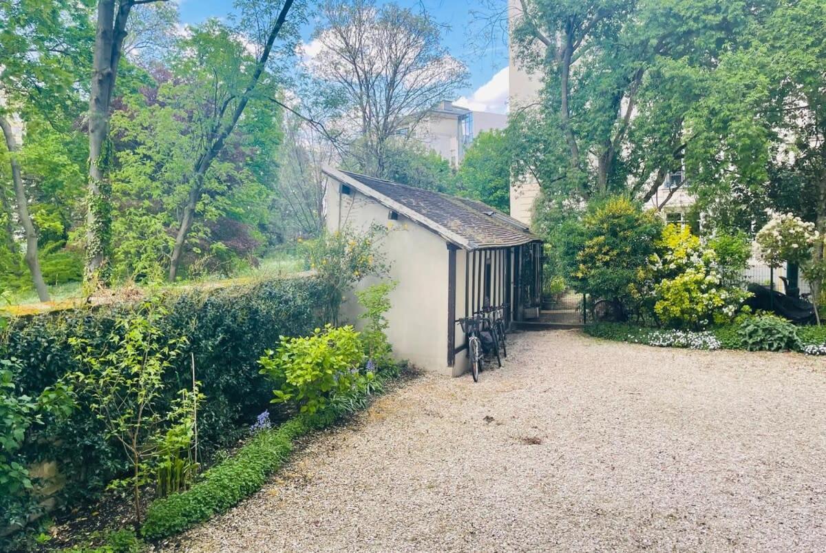 Beautiful 1 Bedroom Next To Roland * Paris
